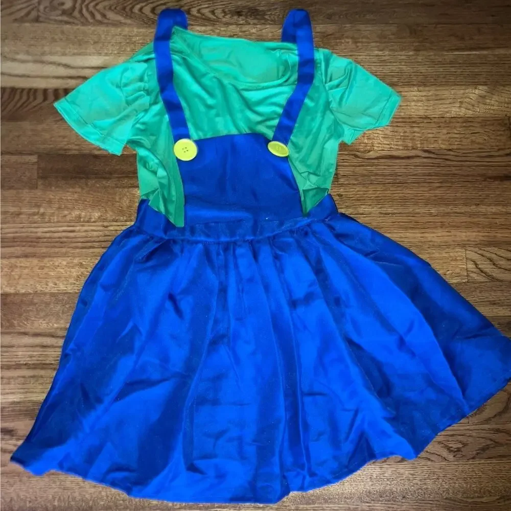 Super Mario & Luigi Child And Adult Halloween Costume Set. Missing Button.